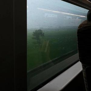 美女露胸无遮挡
